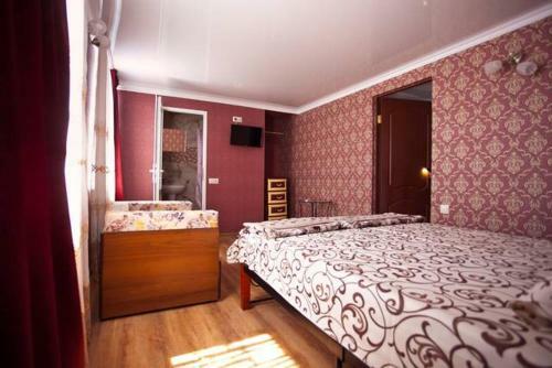 Hostal ????????