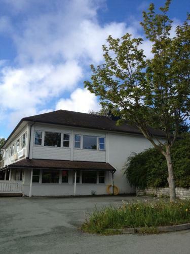Hostal Brekstad Gjestehus