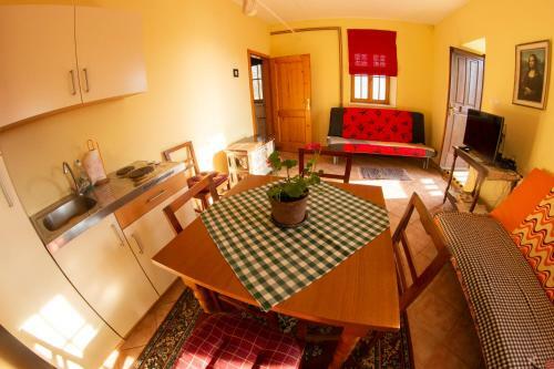 Turisti?na Kmetija Vrezner Apartment