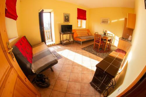 Turisti?na Kmetija Vrezner Apartment