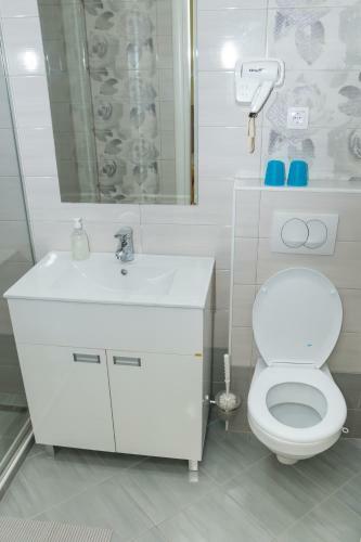 Hostal San 011