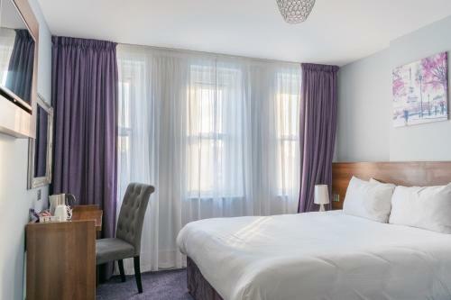 The Salisbury Hotel