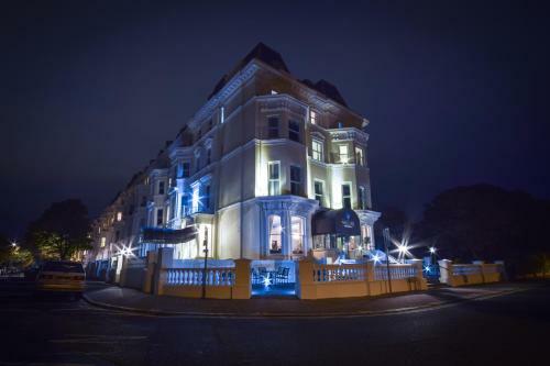 The Salisbury Hotel