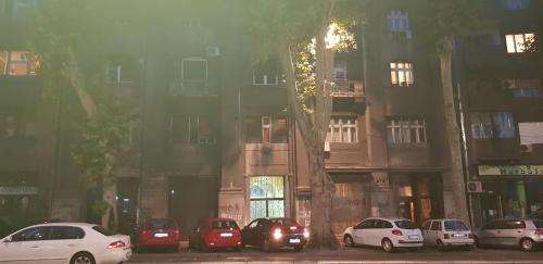 Nobles Apartment 4****