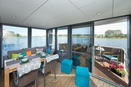 Houseboat