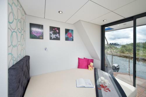 Houseboat