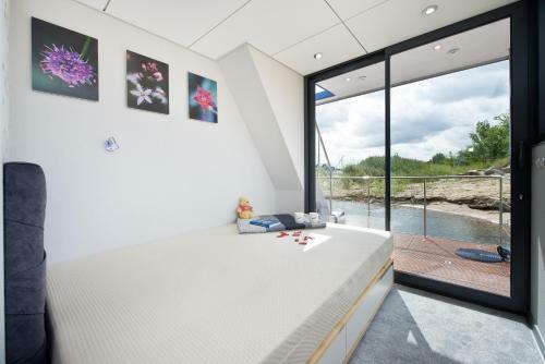 Houseboat