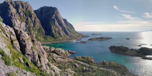 Cozy Cabin In Central Lofoten With Beautiful Ocean View
