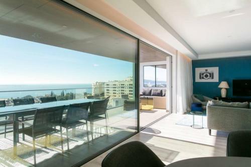 Apartamento Luxury 4 Bedr Flat W/ Panoramic Views & Pool!!