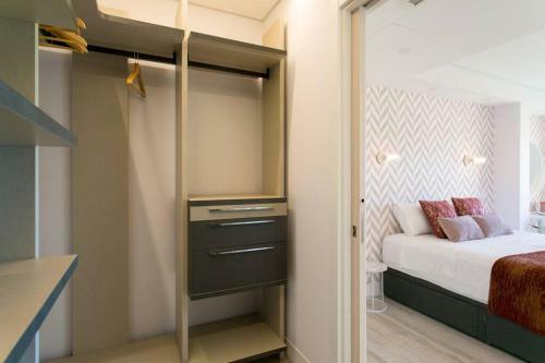 Apartamento Luxury 4 Bedr Flat W/ Panoramic Views & Pool!!