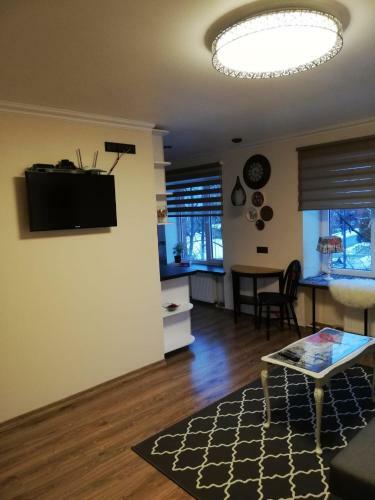 Elen White Apartment