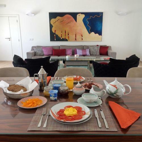 Bed & Breakfast L&f House