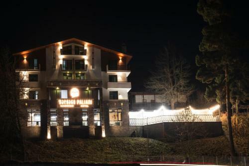Paliani Hostel
