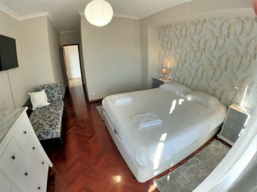 Apartamento Sintra, T3 Duplex With Magnificent Views And Balcony