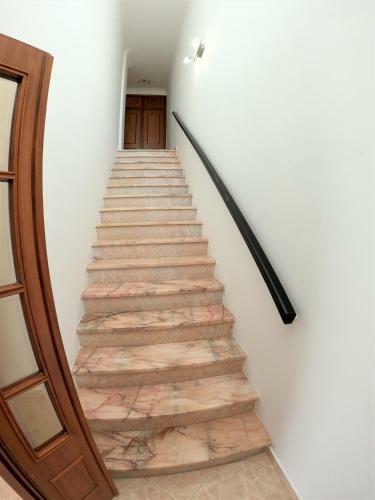 Apartamento Sintra, T3 Duplex With Magnificent Views And Balcony