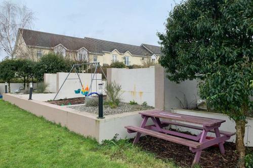 Two Bedroom Town House Beside The River Barrow