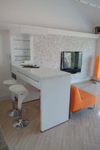 Apartamento Ljuta Orange
