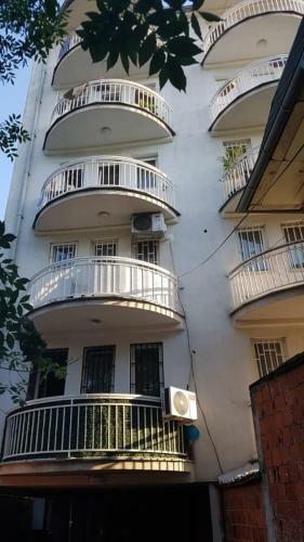 Redon Apartment