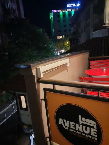Avenue Apartment