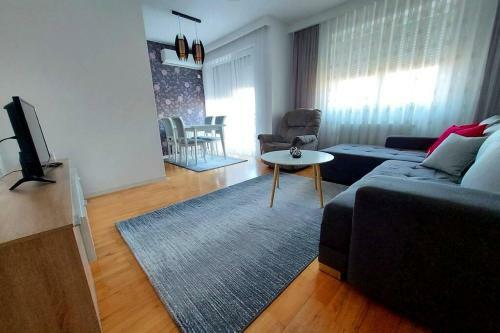 Apartment 13c
