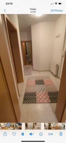 Sunny Hill Apartment Near Royal Mall