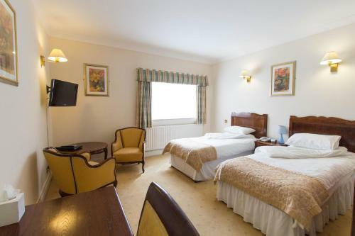 The Hadlow Manor Hotel