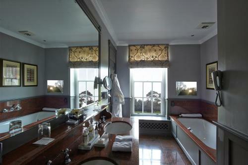 Chewton Glen Hotel