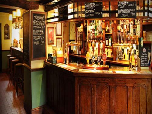 Lodge The Old Nag's Head