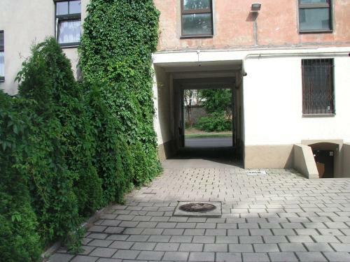 Family Or Group Apartment In Silent Center