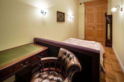 Old Riga 2 Bedroom Vecpilsetas Street Apartment