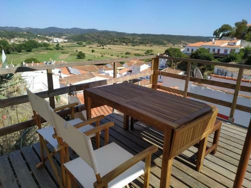 Casa Pe Do Castelo
