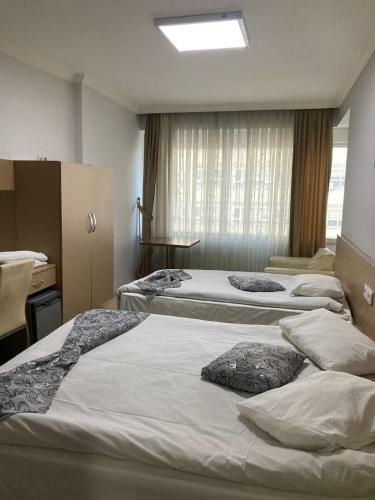 Madi Hotel