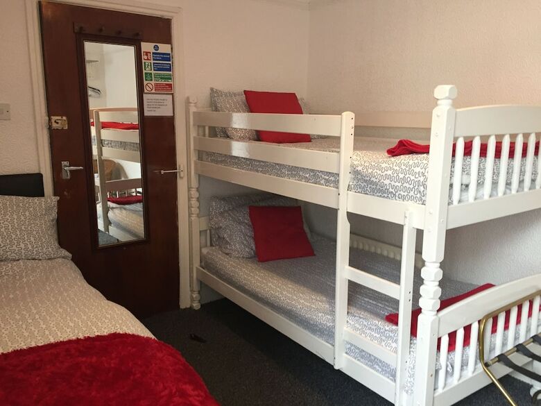 Hostal Willin House Hotel