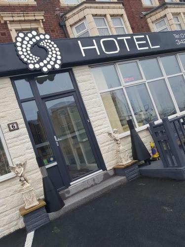 Barton Hotel