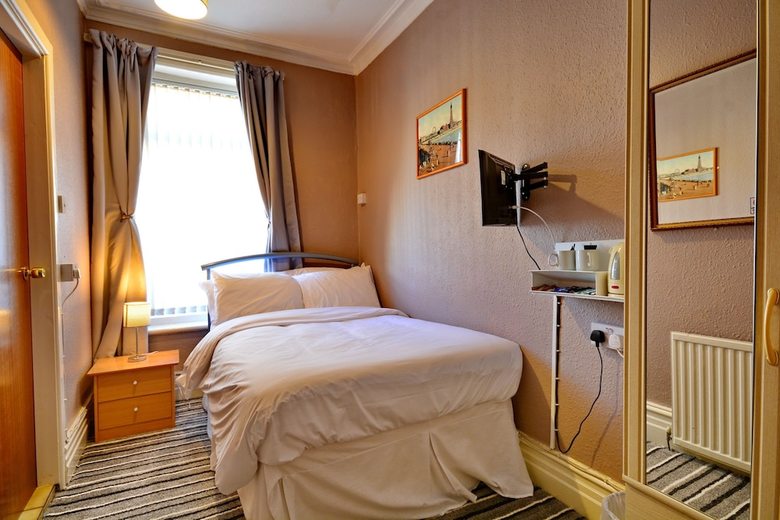 Royal Oakwell Hotel