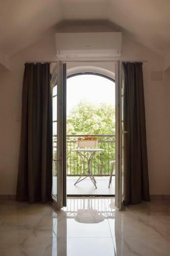 Hostal Villa Bella