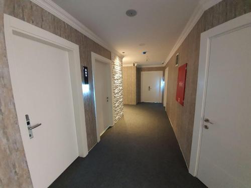 Karikat�r Bi Hotel