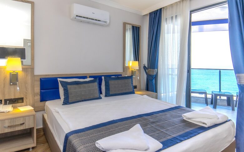 Relax Beach Hotel