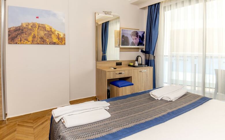 Relax Beach Hotel