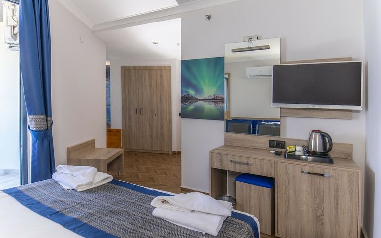 Relax Beach Hotel