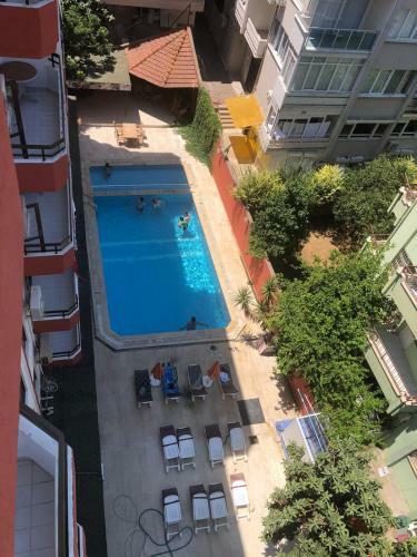 Luxor Apartments
