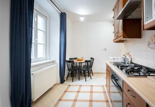 Citadel Apartment Zero