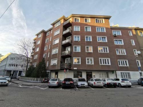 Comfort City Center Apartment By Kovee