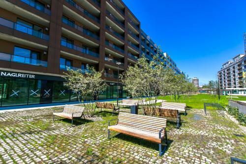 Elegant, Bright Spacious Apartment In Bratislava Center