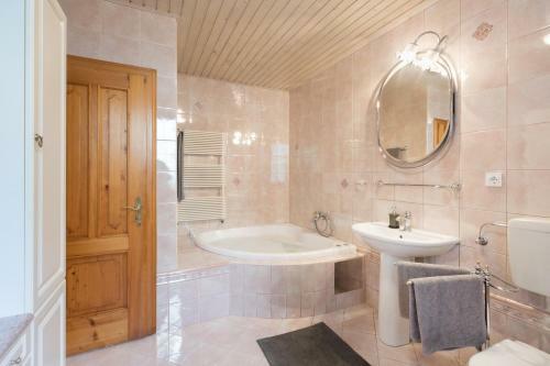 Apartamentos Vila Grad Bled - Sauna & Hot Tub