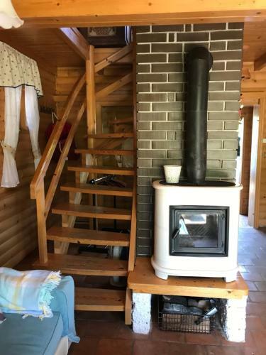 Hostal Wooden Cottage