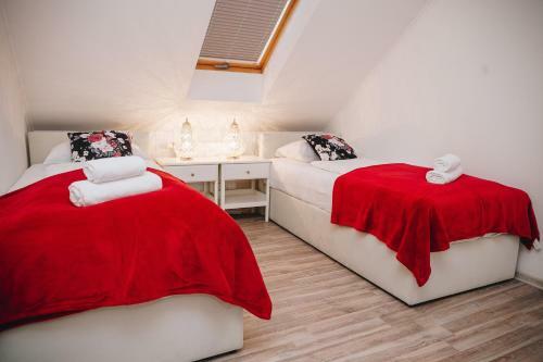 Grom Ribno Apartments