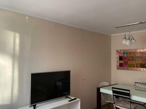 Apartamento Amplio Departamento - Edificio Tranquilo