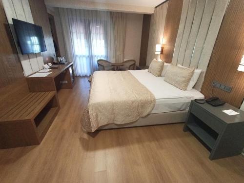 Bah�elievler Hotels
