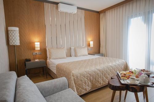 Bah�elievler Hotels